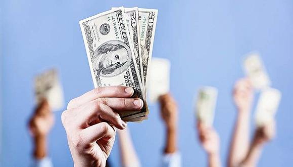 华安百联消费REIT：百联股份一致行动人增持约1084万份，占1.084%